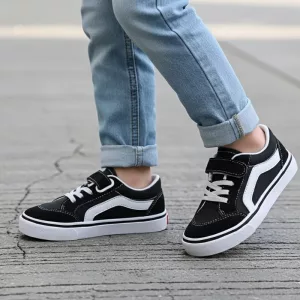 kids shoes, non slip shoes, kids sneakers, casual shoes, casual sneakers, canvas sneakers