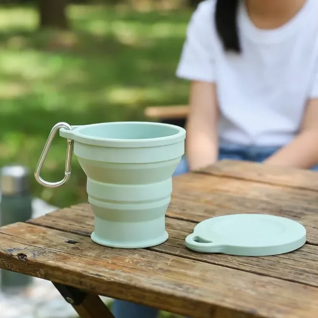 collapsible silicone cup