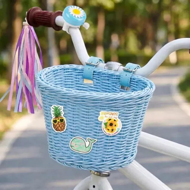 bike streamers, bike basket